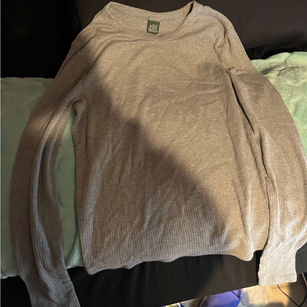 Grey long sleeve